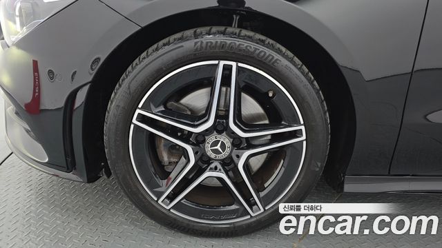 Mercedes-Benz CLA-Class 2022 — photo 5