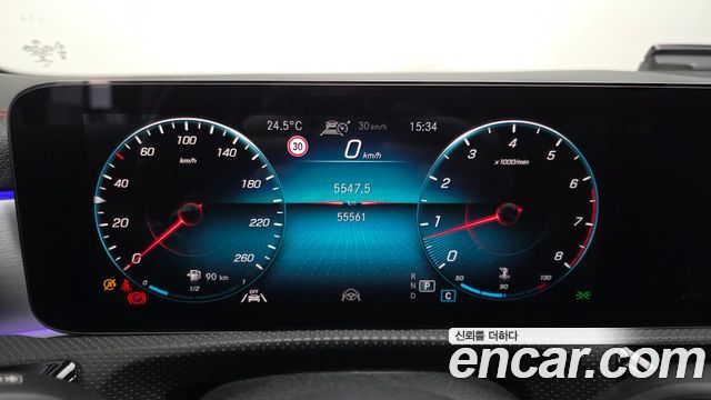 Mercedes-Benz CLA-Class 2022 — photo 11