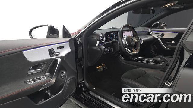 Mercedes-Benz CLA-Class 2022 — photo 13