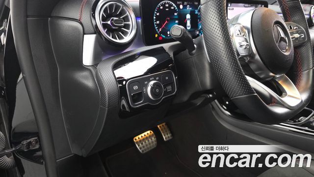 Mercedes-Benz CLA-Class 2022 — photo 19