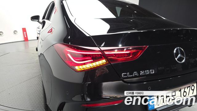 Mercedes-Benz CLA-Class 2022 — photo 9