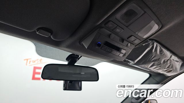 Hyundai Starex 2019 — photo 19