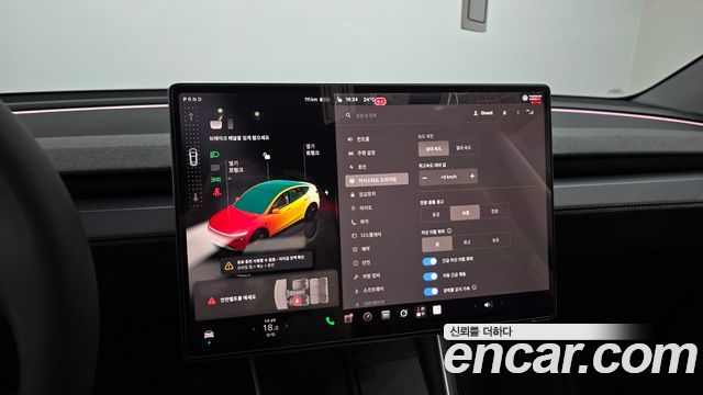 Tesla Model Y 2025 — photo 24