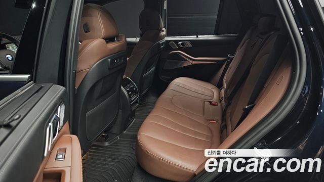 BMW X5 2022 — photo 18