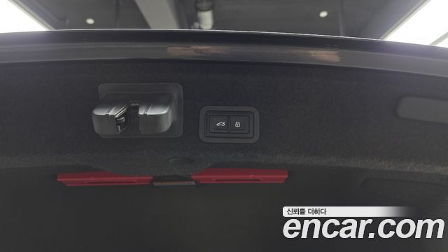 Audi A6 2021 — photo 16