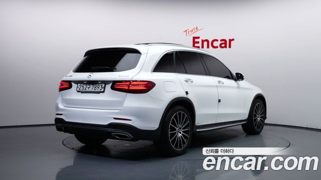 Mercedes-Benz GLC-Class 2019 — photo 2