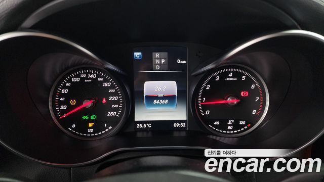 Mercedes-Benz GLC-Class 2019 — photo 11