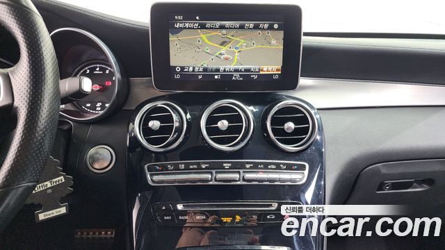 Mercedes-Benz GLC-Class 2019 — photo 18
