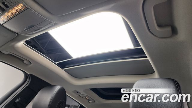 Mercedes-Benz GLC-Class 2019 — photo 21