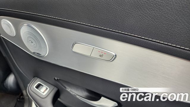 Mercedes-Benz GLC-Class 2019 — photo 32