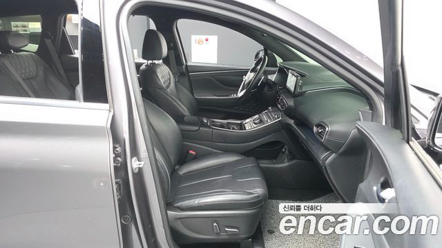 Hyundai Santafe 2021 — photo 17