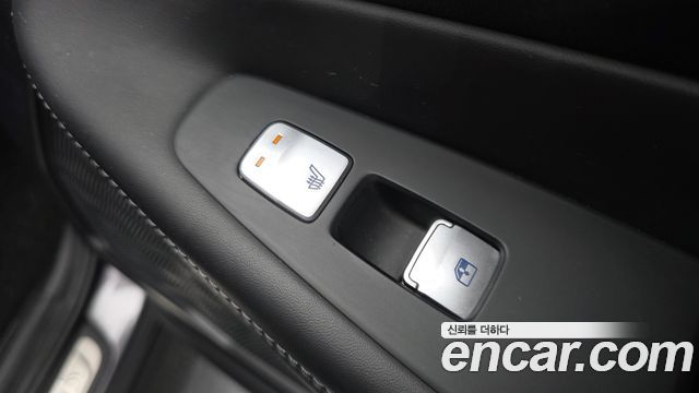Hyundai Santafe 2021 — photo 25