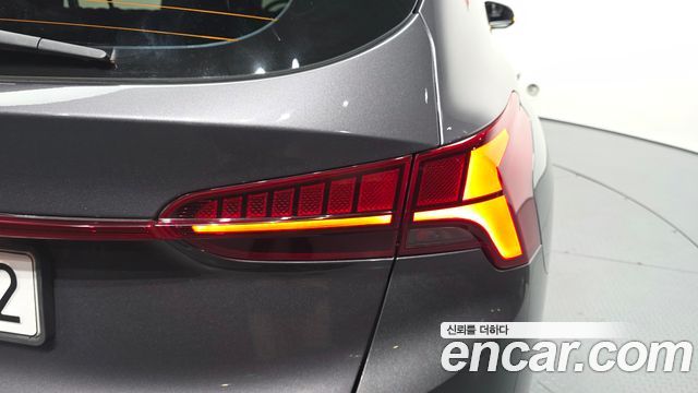 Hyundai Santafe 2021 — photo 9