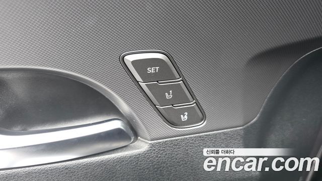 Hyundai Santafe 2021 — photo 29