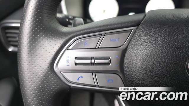 Hyundai Santafe 2021 — photo 31