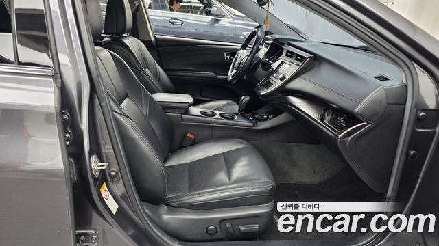 Toyota Avalon 2016 — photo 11