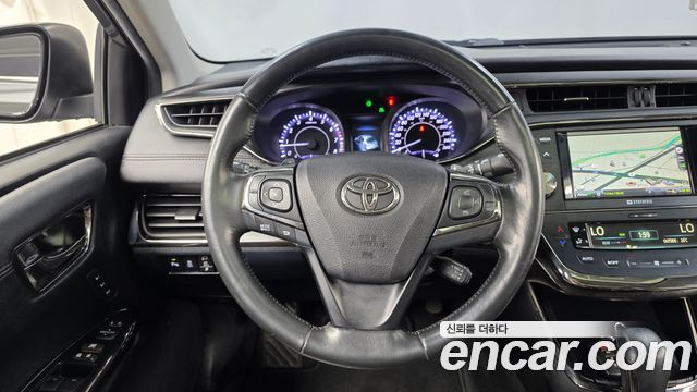 Toyota Avalon 2016 — photo 13