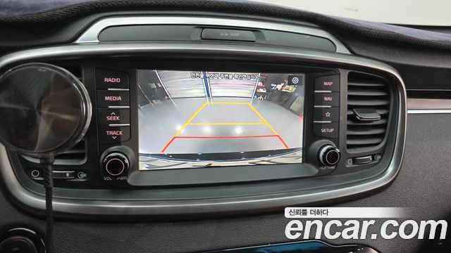 Kia Sorento 2018 — photo 22