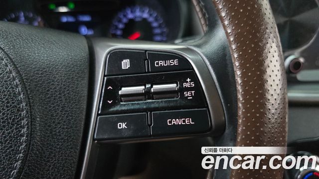 Kia Sorento 2018 — photo 23