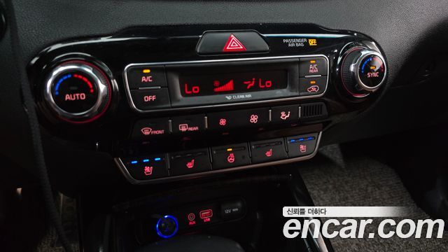 Kia Sorento 2018 — photo 24