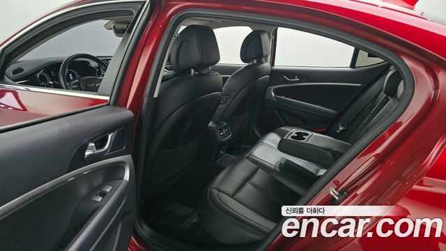 Genesis G70 2022 — photo 12