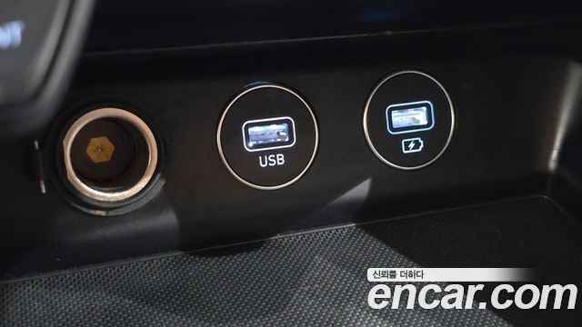 Genesis G70 2022 — photo 13