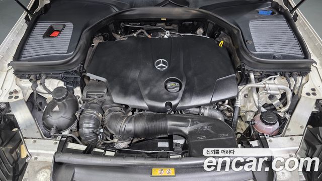 Mercedes-Benz GLC-Class 2017 — photo 6
