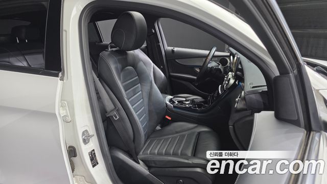 Mercedes-Benz GLC-Class 2017 — photo 12