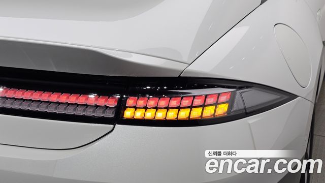Hyundai Ioniq6 2025 — photo 9