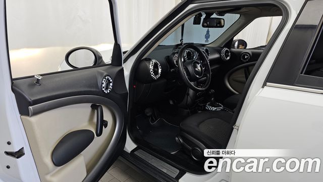 Mini Countryman 2012 — photo 10