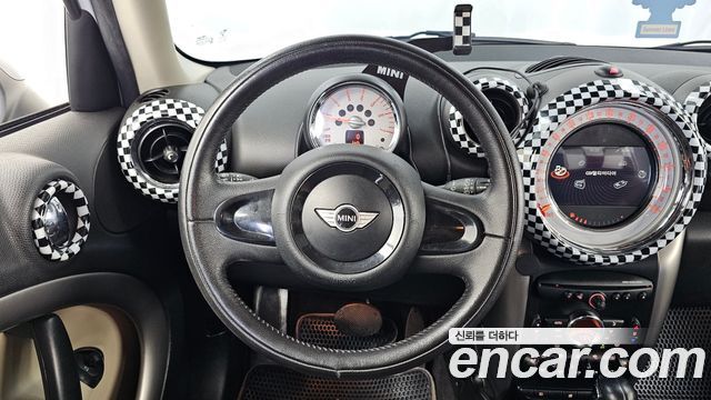 Mini Countryman 2012 — photo 13