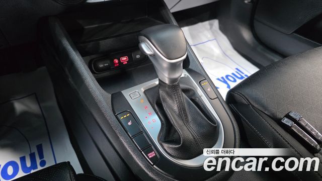 Kia K3 2021 — photo 12