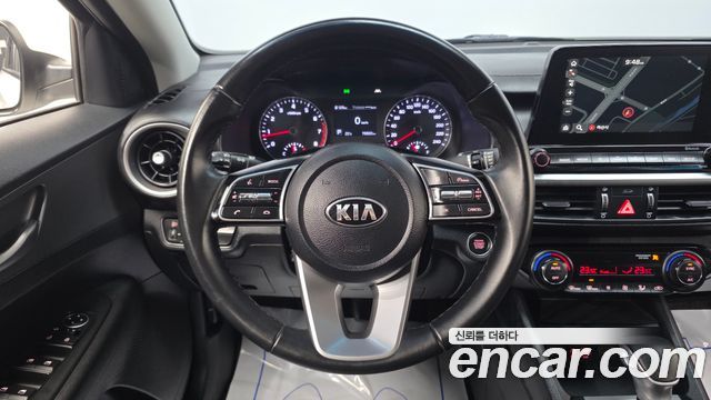 Kia K3 2021 — photo 21