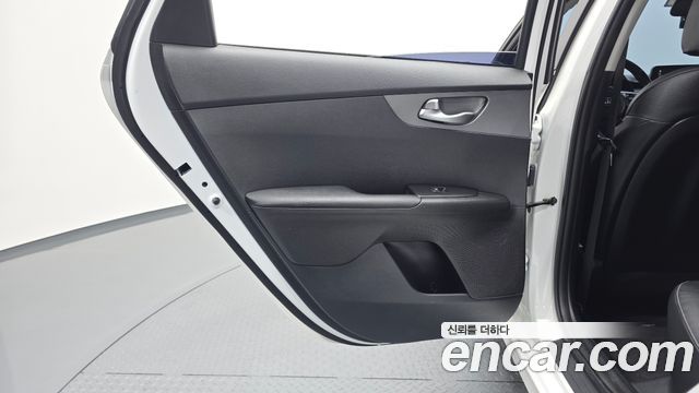 Kia K3 2021 — photo 15