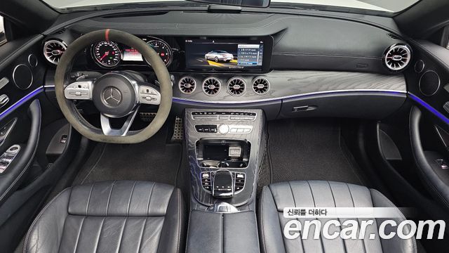 Mercedes-Benz E-Class 2019 — photo 10