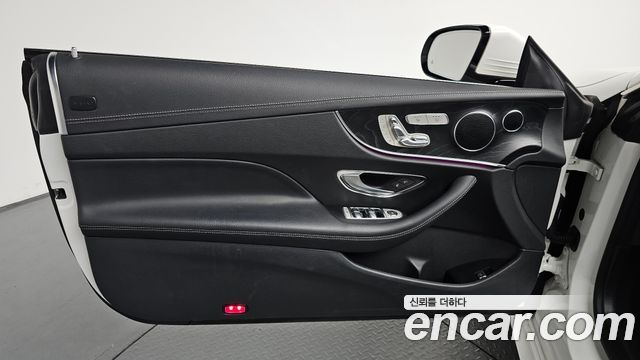 Mercedes-Benz E-Class 2019 — photo 14