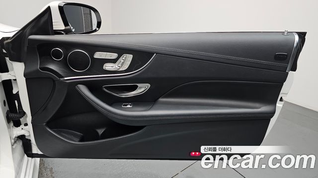 Mercedes-Benz E-Class 2019 — photo 15