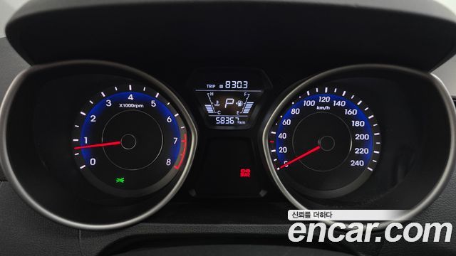 Hyundai AVANTE 2014 — photo 8