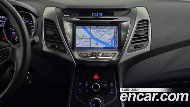 Hyundai AVANTE 2014 — photo 14