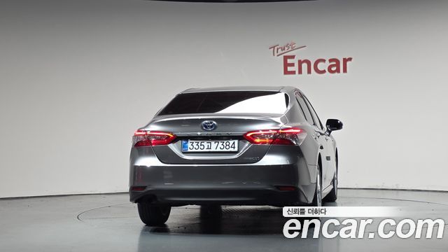 Toyota Camry 2024 — photo 4