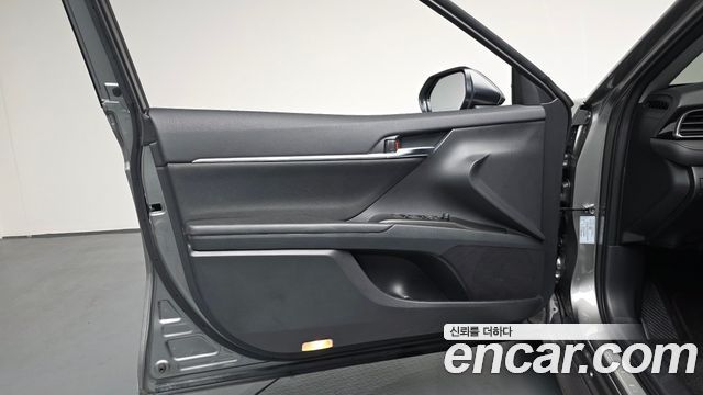 Toyota Camry 2024 — photo 14