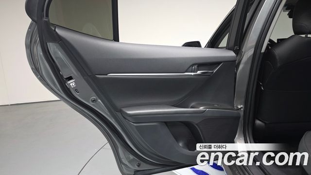 Toyota Camry 2024 — photo 15