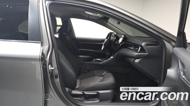 Toyota Camry 2024 — photo 16