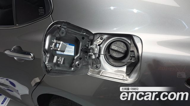 Toyota Camry 2024 — photo 37