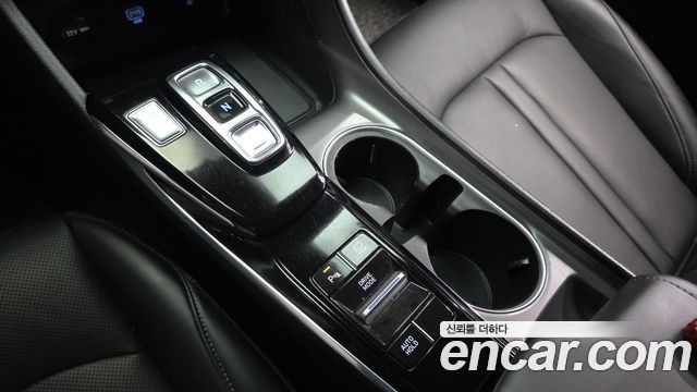 Hyundai Sonata 2023 — photo 12