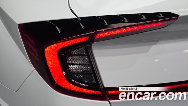 Hyundai Sonata 2023 — photo 9