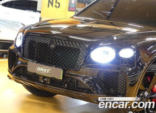 Bentley Bentayga 2025 — photo 4