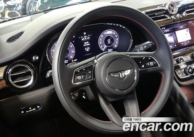 Bentley Bentayga 2025 — photo 6