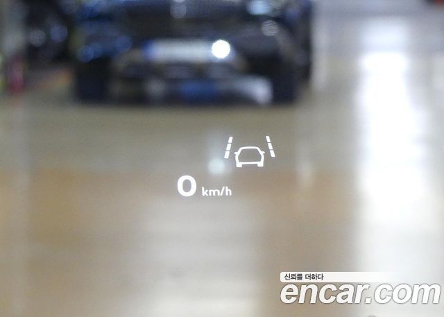 Bentley Bentayga 2025 — photo 17