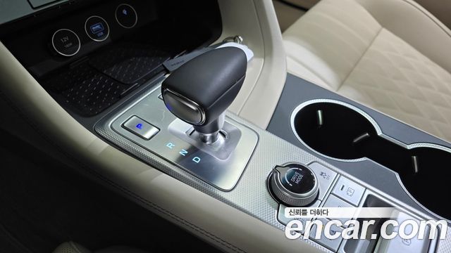 Genesis G70 2025 — photo 12